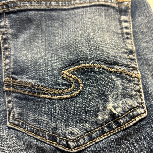 Silver Jean Company Avery Bermuda Wasit 29 Length 9” - Picture 4 of 10